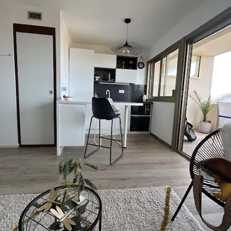 Apartment Lovely For 2 - Panoramic View Antibes